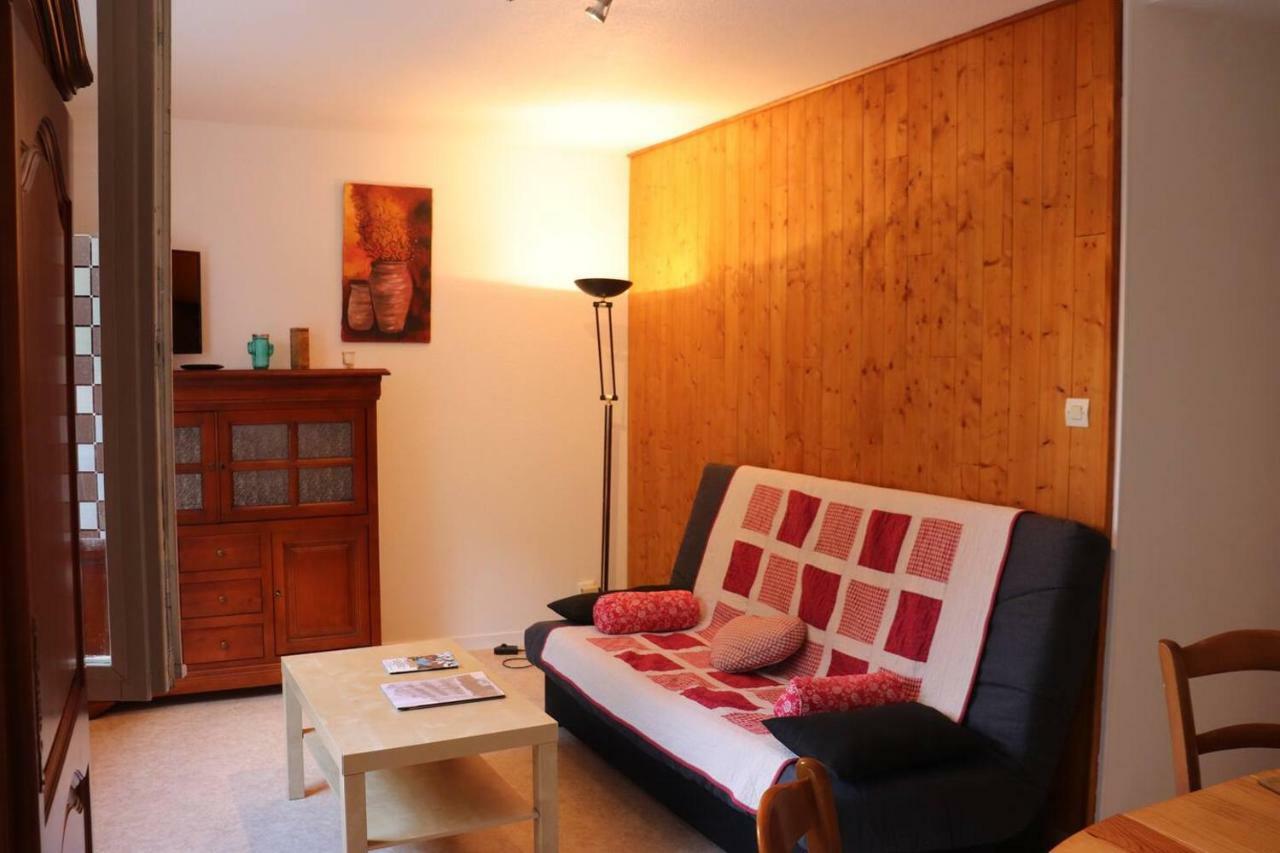 Ferienwohnung Le Nid De Barrier Bagnères-de-Luchon Exterior foto